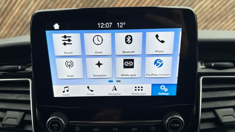 Ford Transit Custom 300 L2 Diesel Fwd 2.0 EcoBlue 130ps Low Roof Limited Van